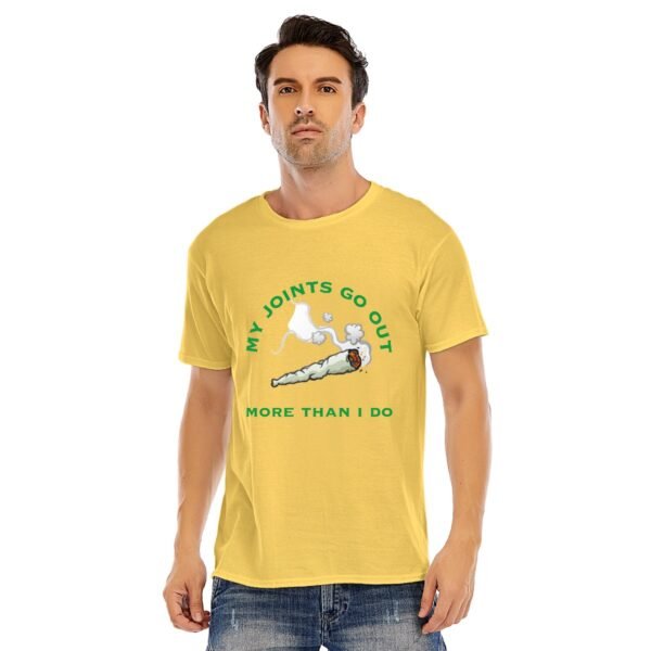 "My Joints Go Out More Than I Do" Men's T-Shirt – Keep It Real, Keep It Laid-Back!