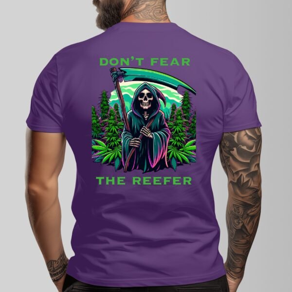 "Don't Fear the Reefer" Men's T-Shirt – Embrace the Chill Vibes!